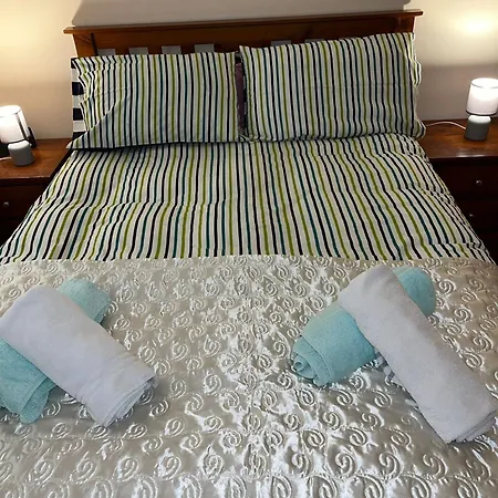 Teach Molcamor, Achill Island *