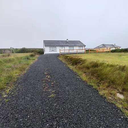 Holiday home Teach Molcamor, Achill Island