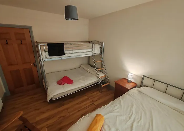 Teach Molcamor, Achill Island * Salia